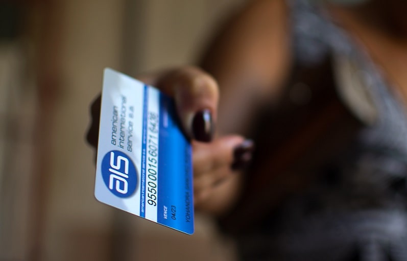 Fincimex anuncia reapertura del servicio de tarjetas de AIS en Cuba