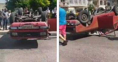 Aparatoso accidente en la céntrica esquina de 21 y M Accidente de tránsito en 21 y M