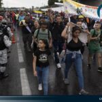 Mayor caravana del 2022, con migrantes cubanos, se dirige a EEUU