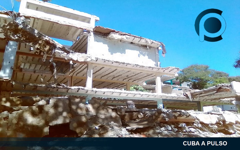 Fallece joven cubano bajo escombros en derrumbe en Santiago de Cuba