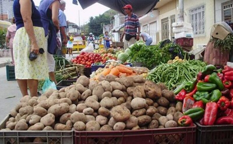 Topan precios de productos agrícolas en Cuba