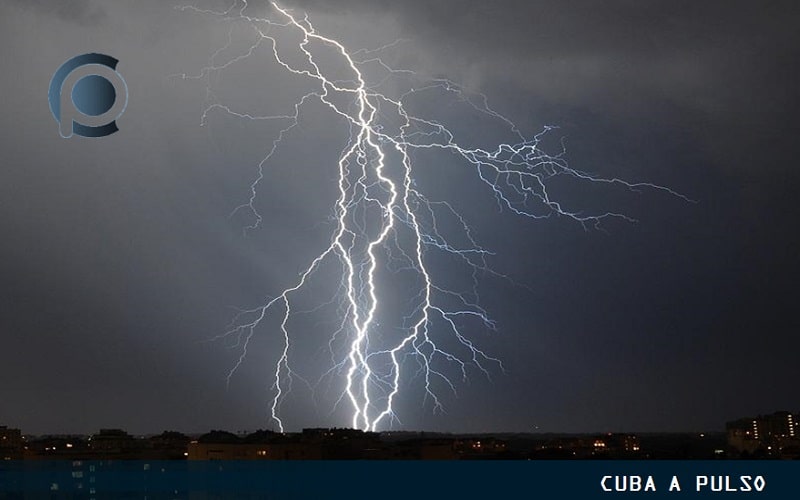 rayo descarga eléctrica