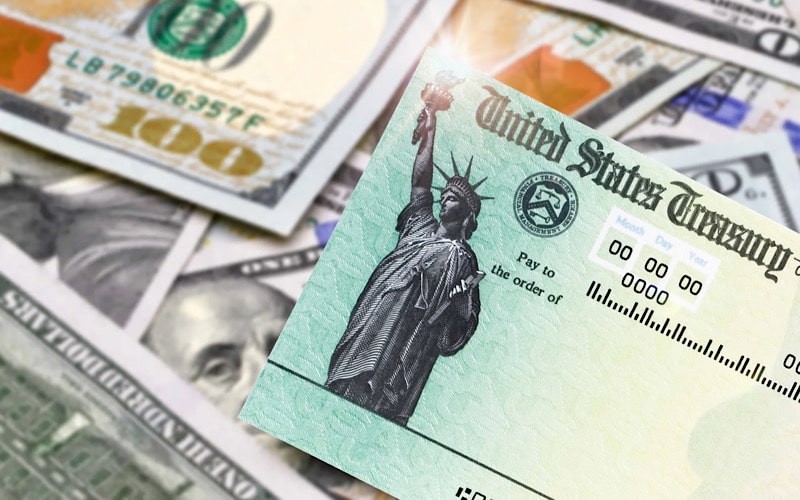 Miles de beneficiarios en Estados Unidos recibirán cheque de hasta $914 dólares esta semana