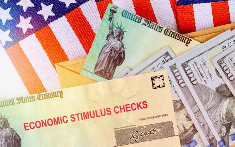 Trabajadores esenciales en Estados Unidos recibirán cheque de estímulo de $600.00 dólares como reconocimiento