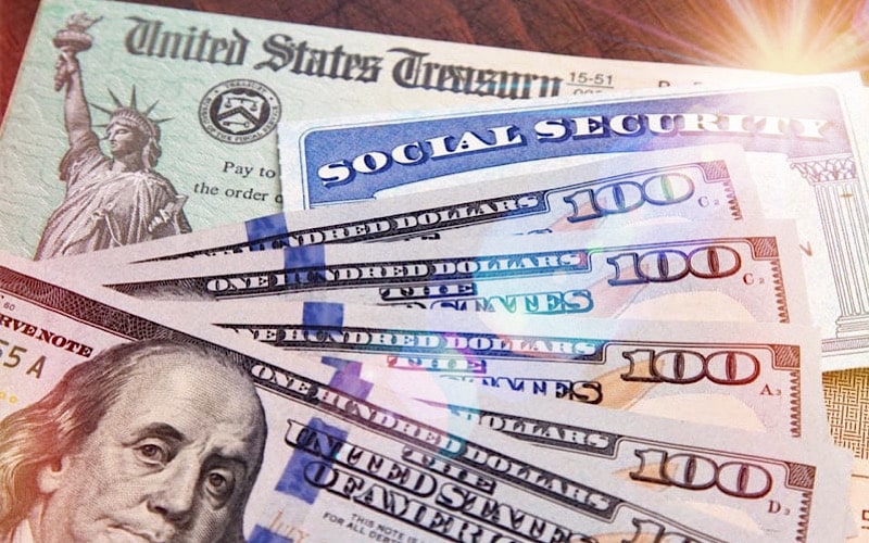 Realizan entrega de cheques de estímulo en más de 10 estados de Estados Unidos en noviembre