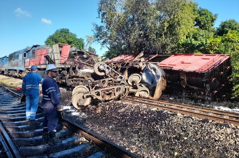 Choque de trenes en Sancti Spíritus Cuba (1)