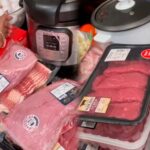 Cubana Comprando Carne en Aldi Hialeah