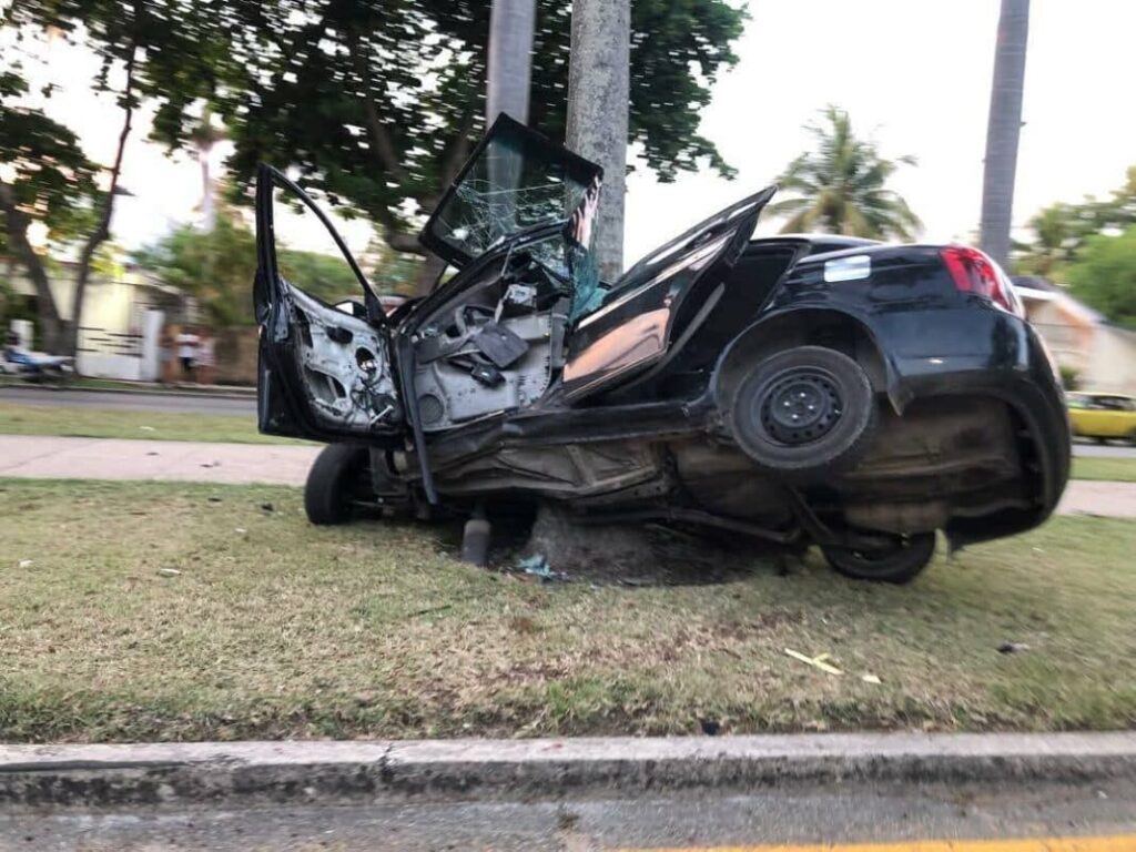 Accidente vehículo quinta avenida habana 2025 1