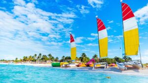 Varadero o Guardalavaca cual playa es más bonita